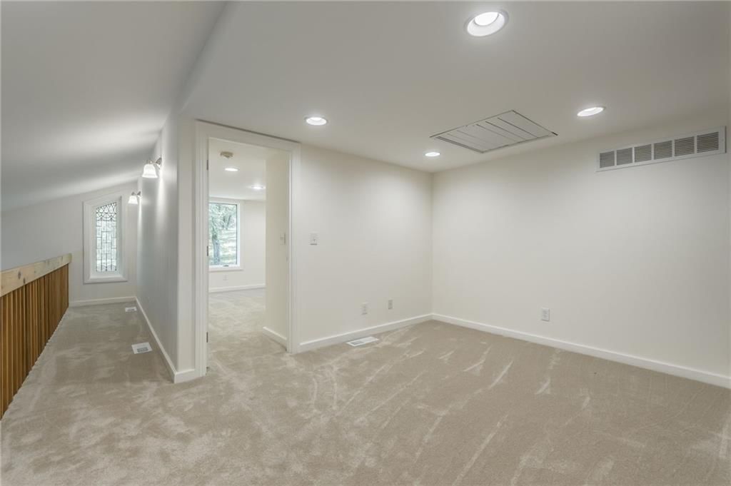 8919 S Hardsaw Road — photo 40
