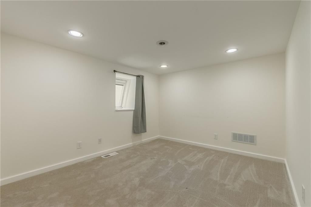 8919 S Hardsaw Road — photo 43