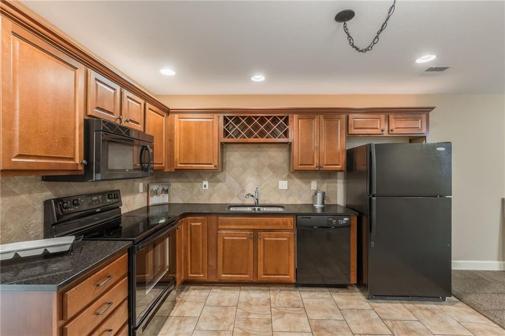 13693 Chinkapin Circle — photo 7