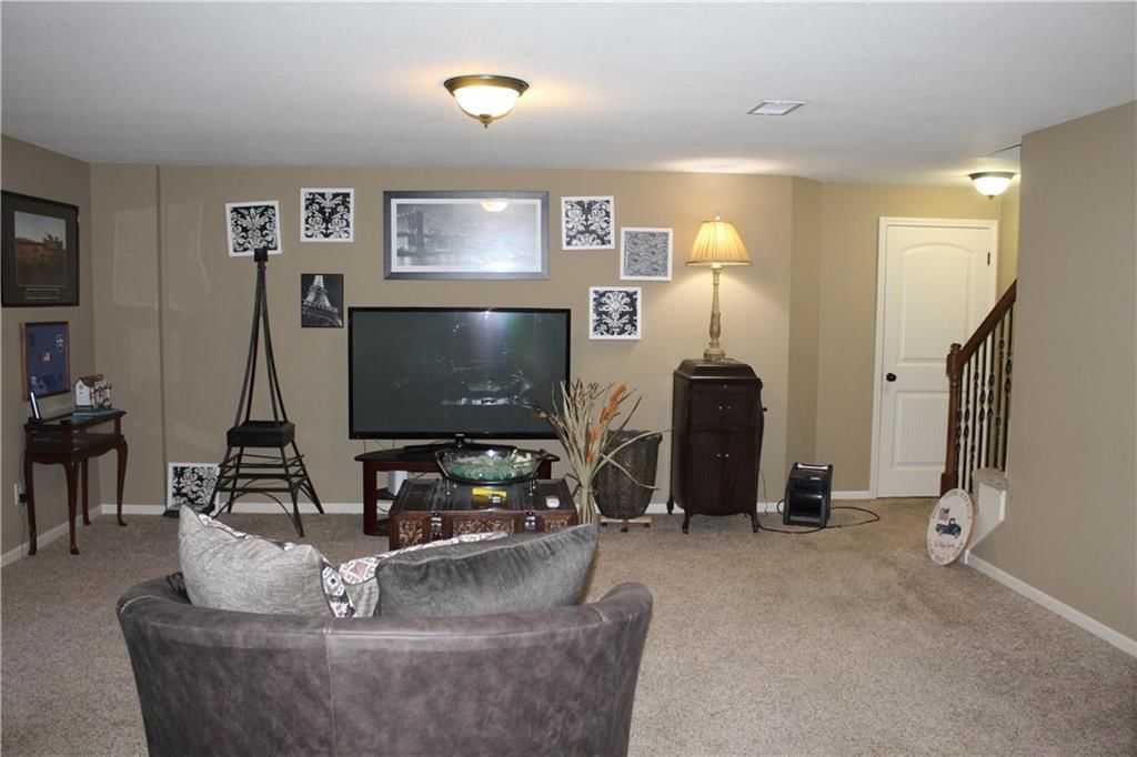 Photo 33 of 44 - 607 Tomahawk Court