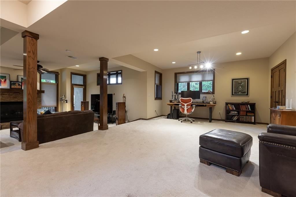 10522 River Hills Drive — photo 33
