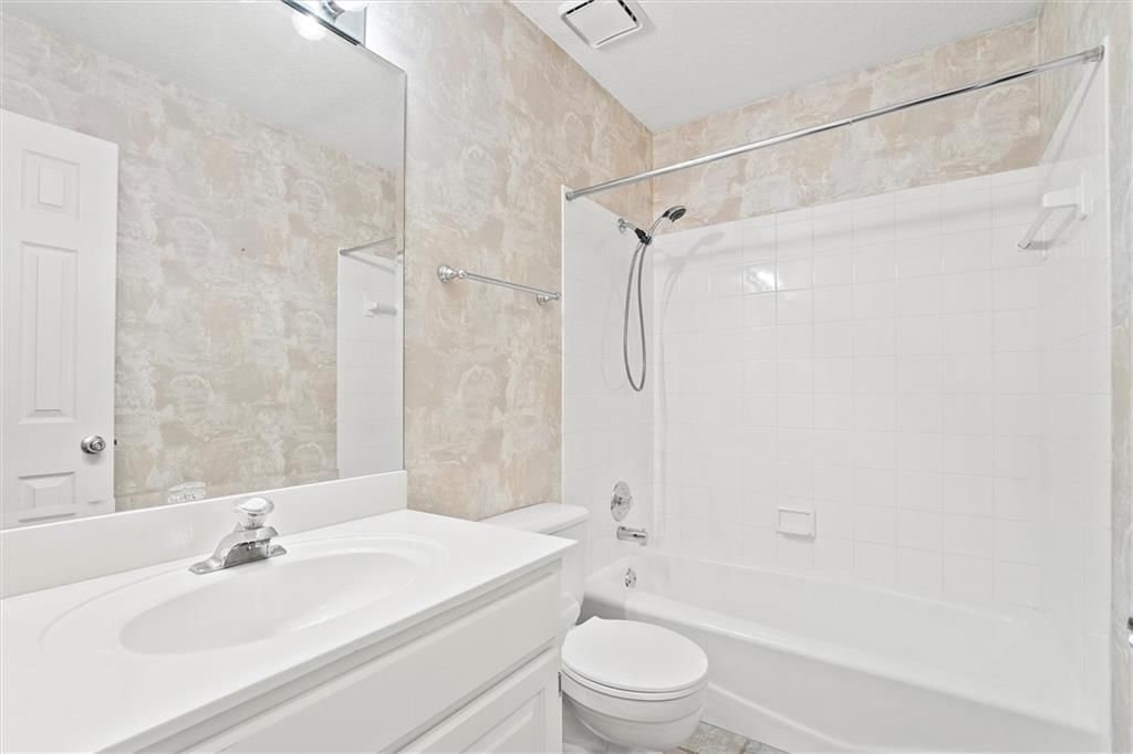 12213 Grant Lane — photo 18