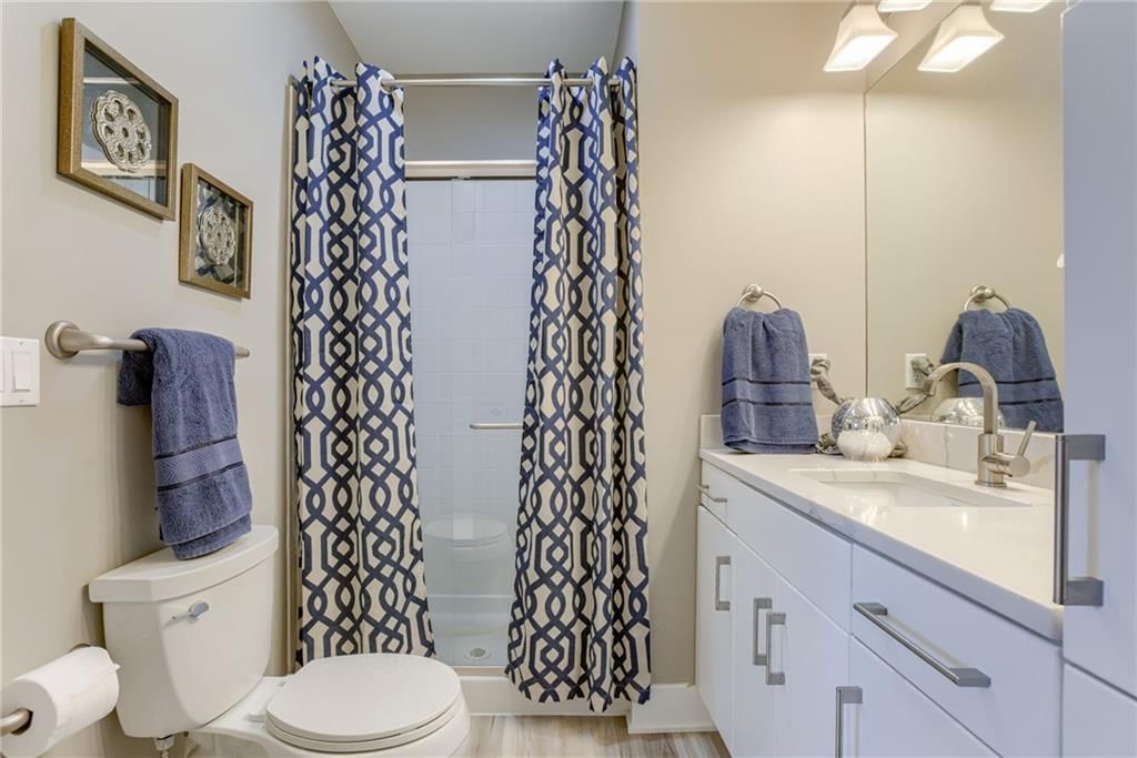 Photo 25 of 35 - 9520 W 146th Street