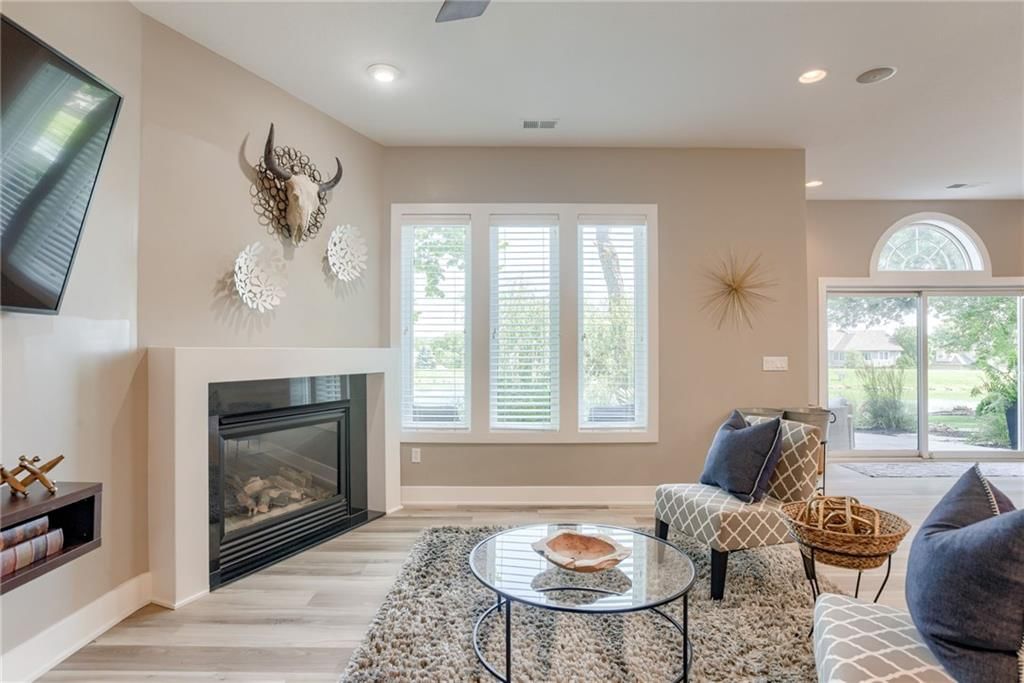 Photo 30 of 35 - 9520 W 146th Street
