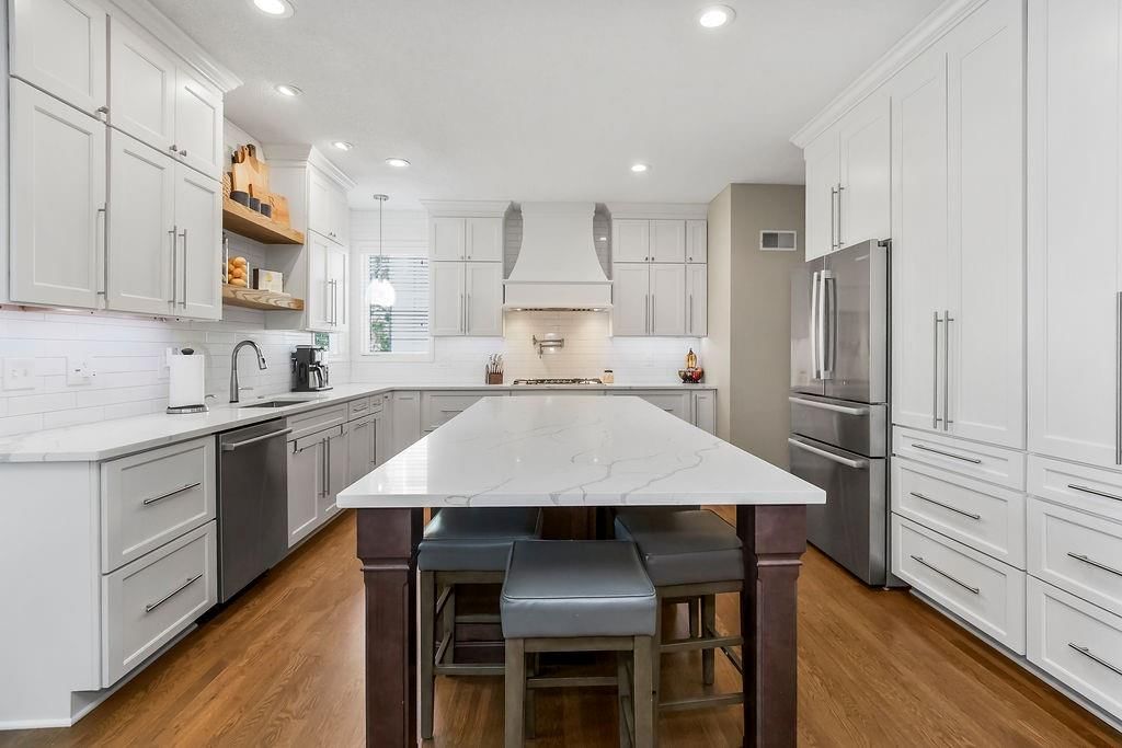 22122 W 58th Street — photo 8