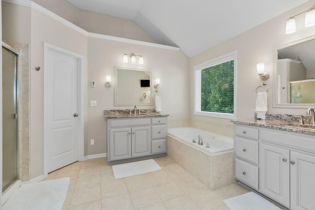 22122 W 58th Street — photo 18