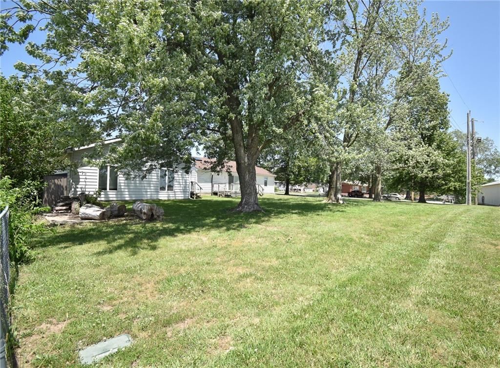 211 Southside Court — photo 14
