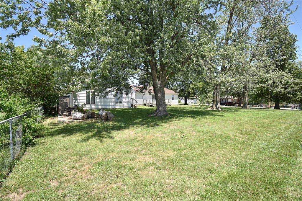 211 Southside Court — photo 15