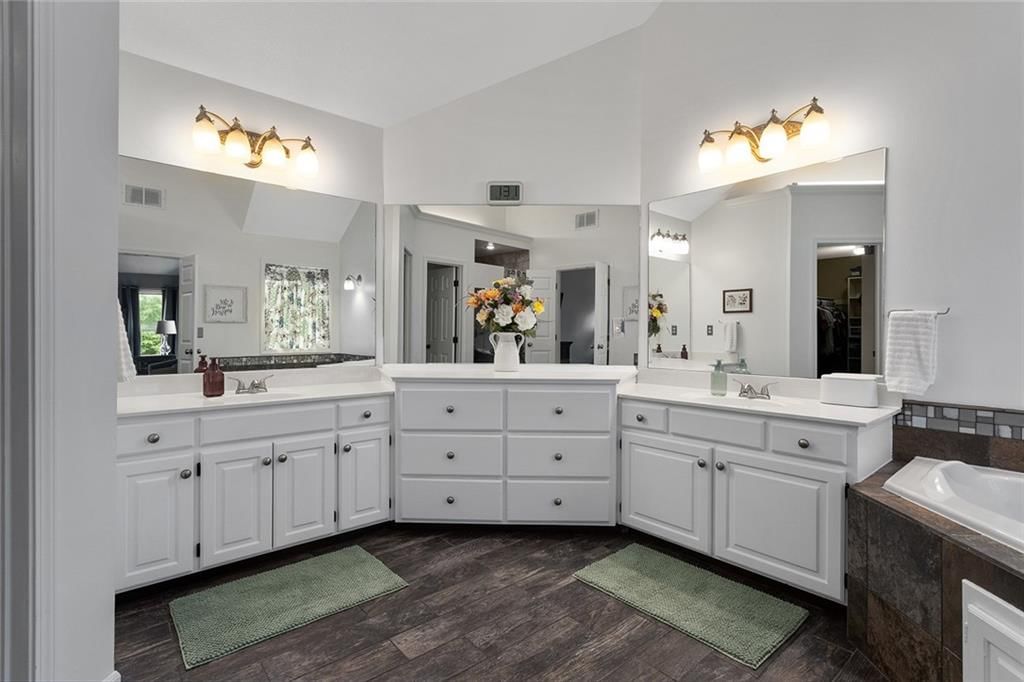 Photo 18 of 49 - 23210 W 45TH Street