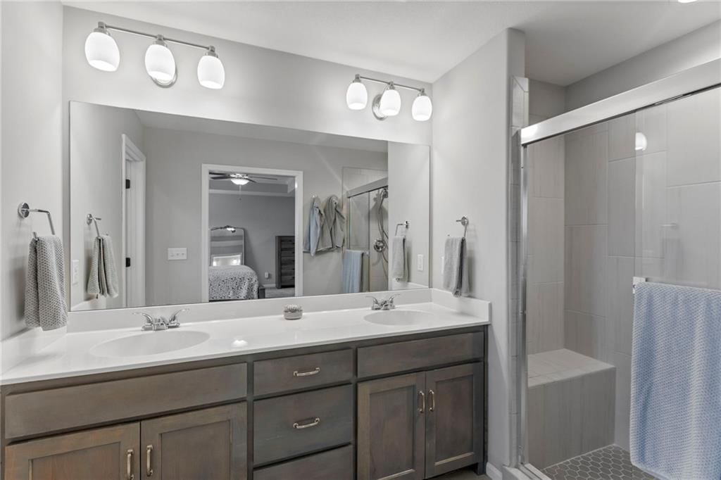 Photo 21 of 39 - 20335 W 220th Terrace