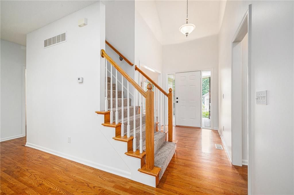 1112 White Birch Street — photo 5