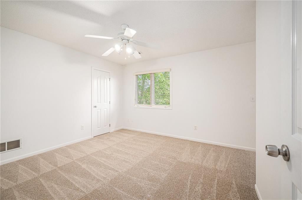 1112 White Birch Street — photo 13