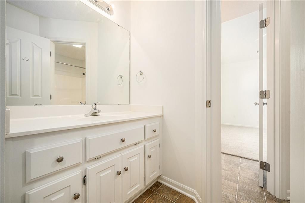 1112 White Birch Street — photo 23