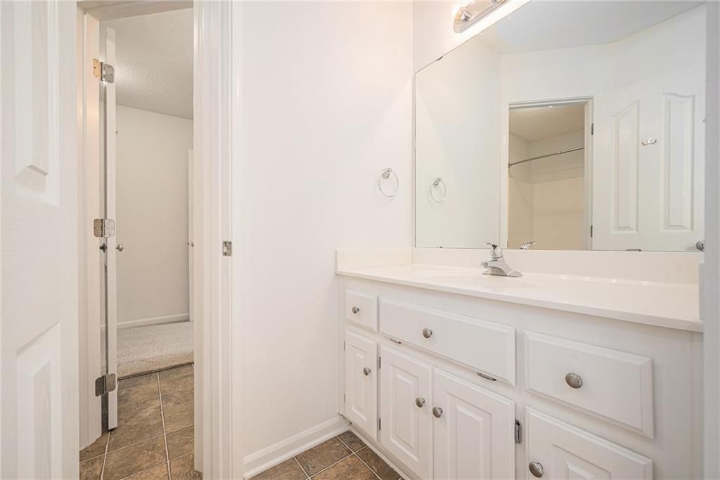 1112 White Birch Street — photo 25