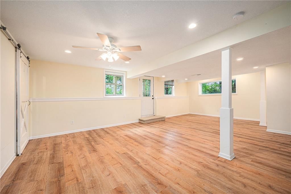 1112 White Birch Street — photo 28