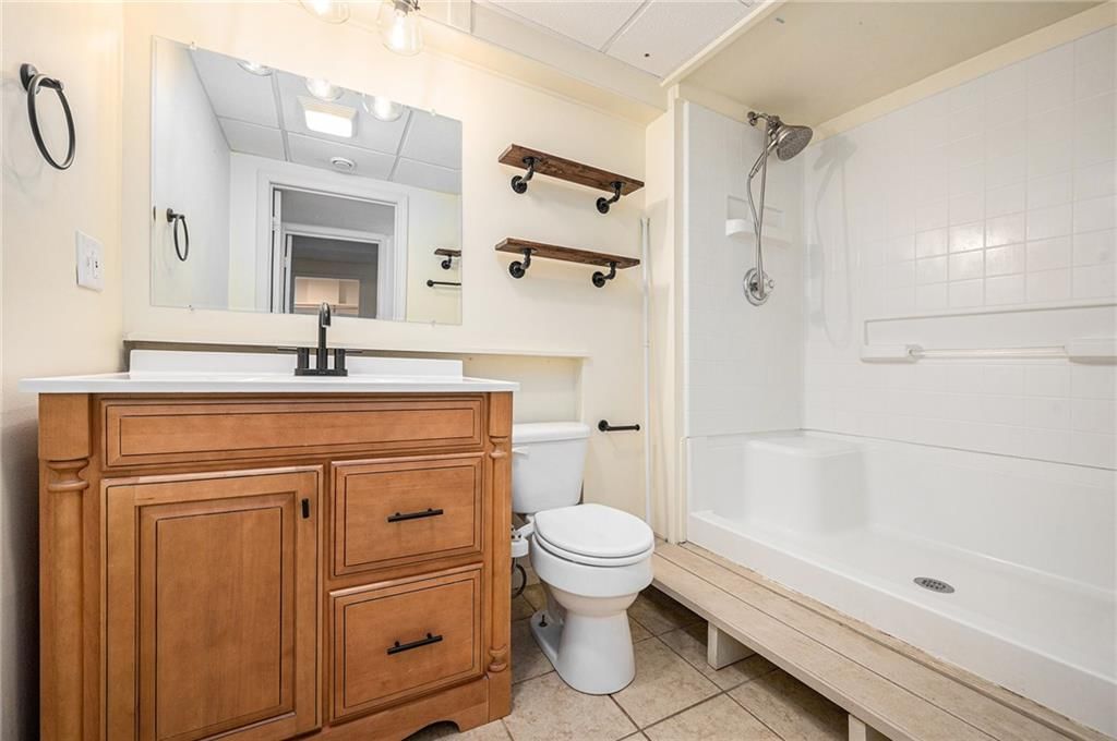 1112 White Birch Street — photo 32