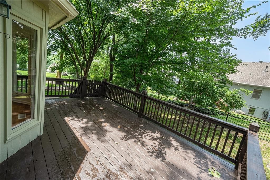 1112 White Birch Street — photo 36