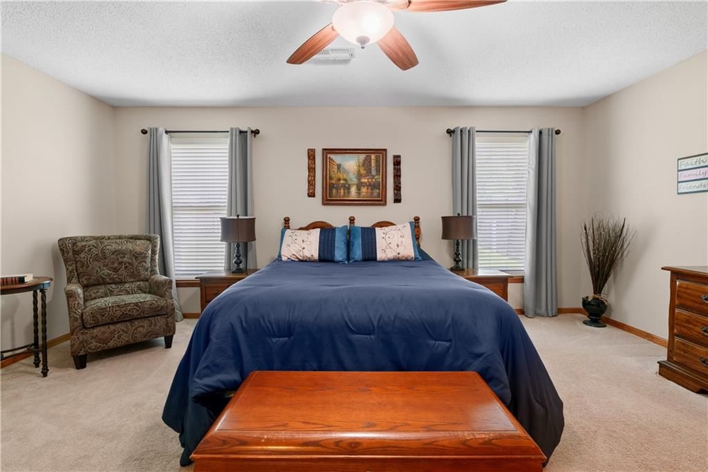 616 SW Creek Ridge Drive — photo 13