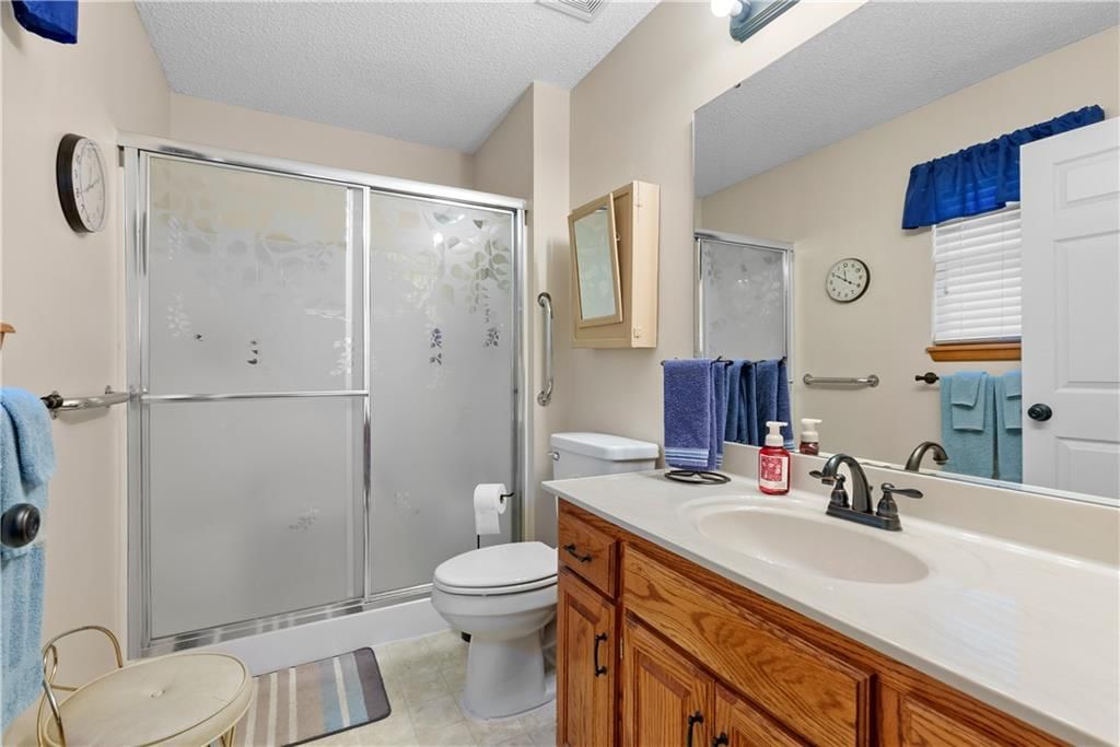 616 SW Creek Ridge Drive — photo 16