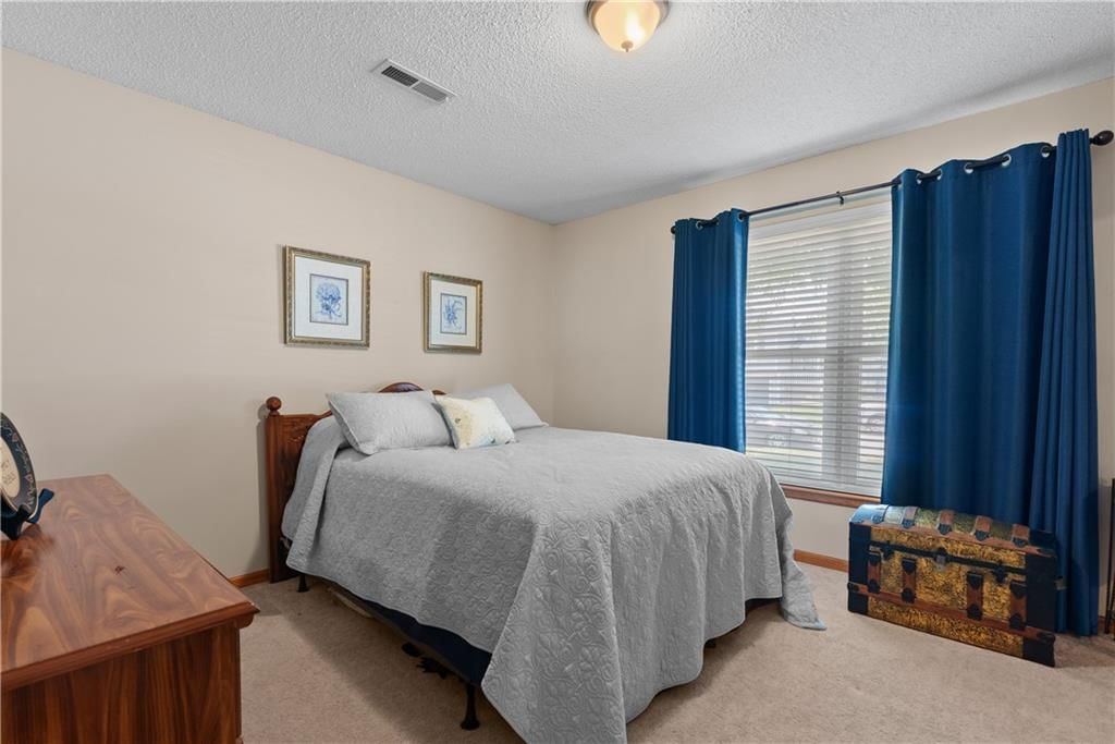616 SW Creek Ridge Drive — photo 19