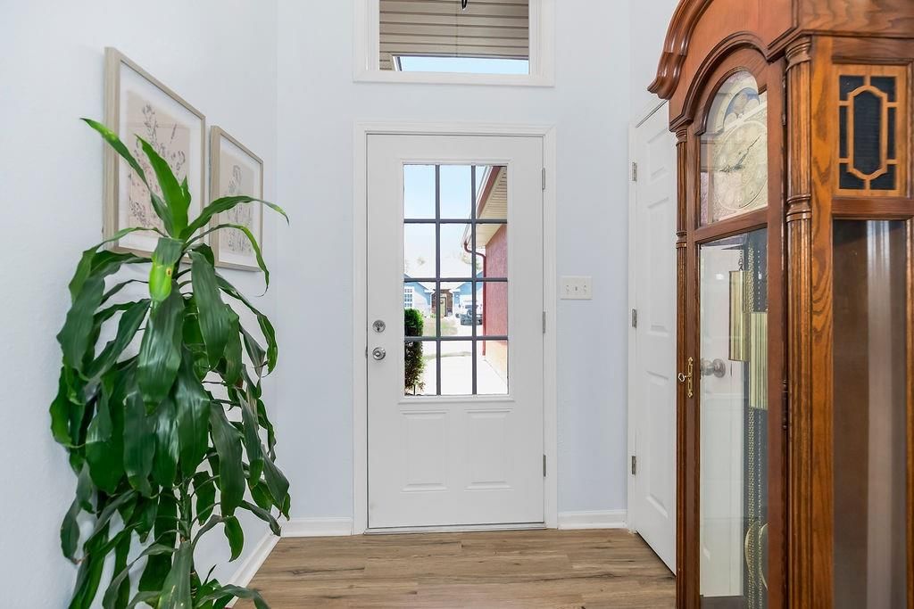 221 S Gaar Street — photo 6