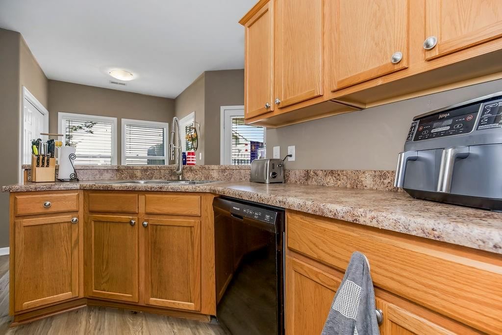 221 S Gaar Street — photo 11