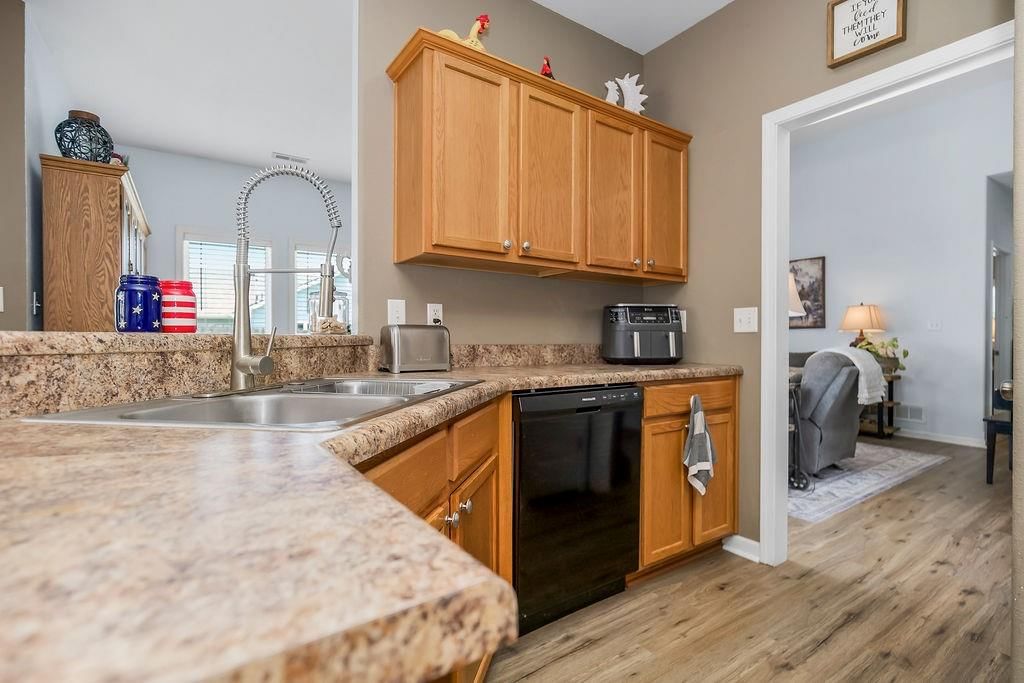 221 S Gaar Street — photo 12