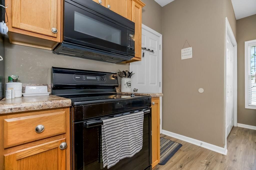 221 S Gaar Street — photo 13