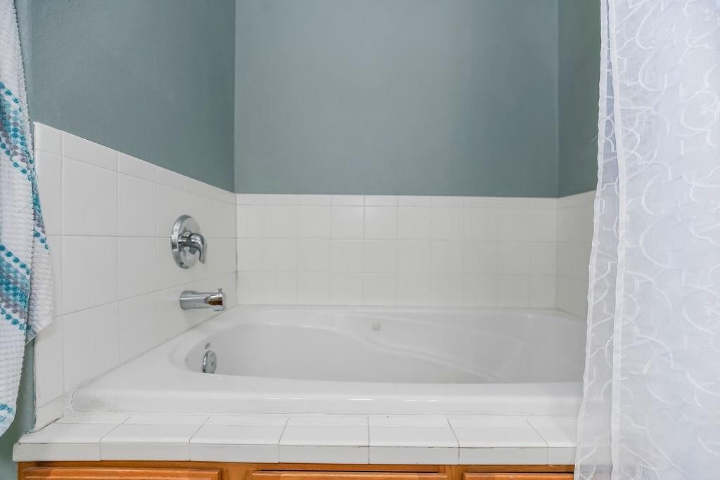 221 S Gaar Street — photo 19