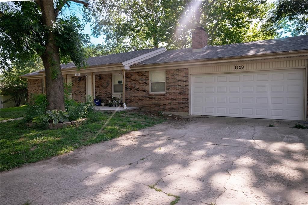 1129 Fairlawn Avenue — photo 4