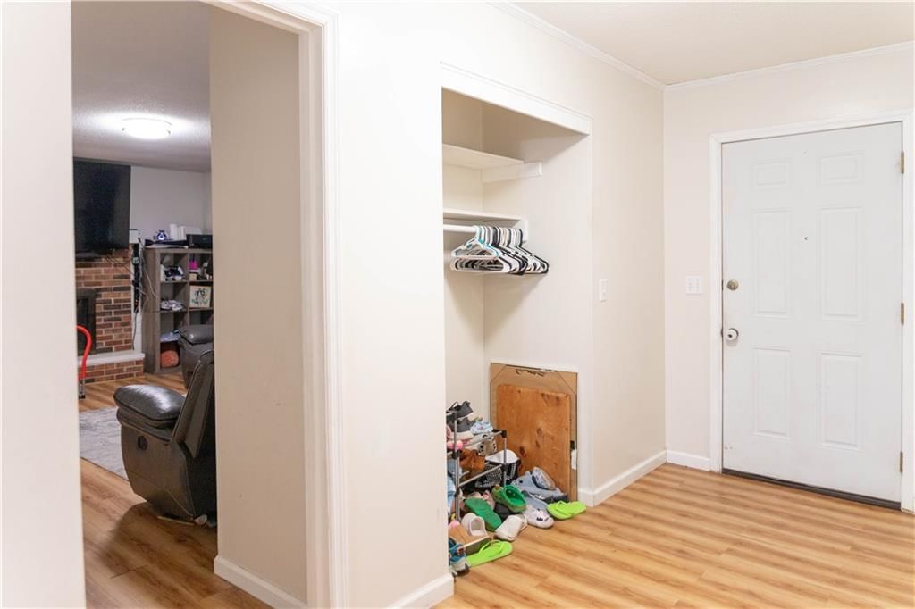1129 Fairlawn Avenue — photo 5