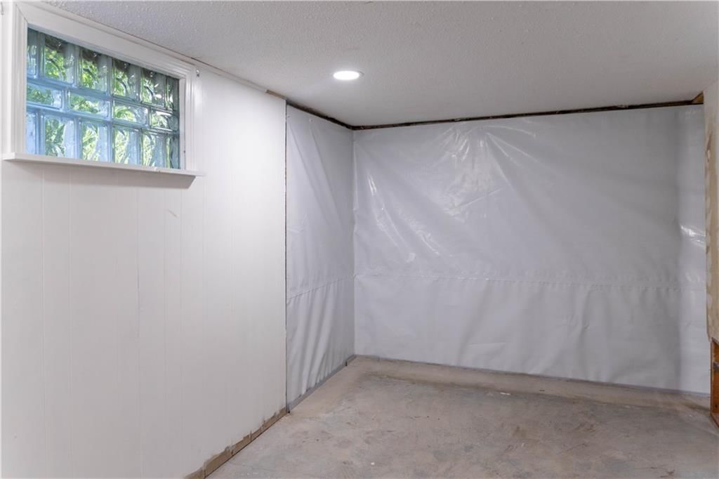 1129 Fairlawn Avenue — photo 26