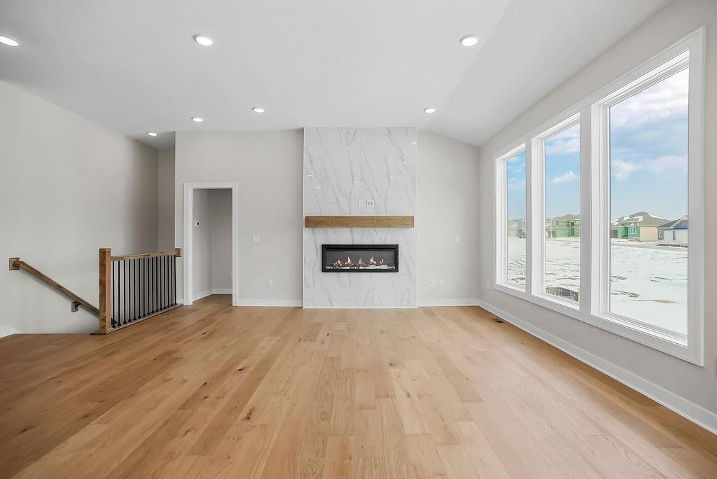 16767 S Hall Street — photo 4