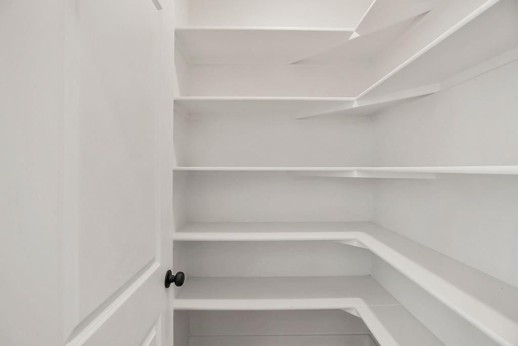 16767 S Hall Street — photo 11