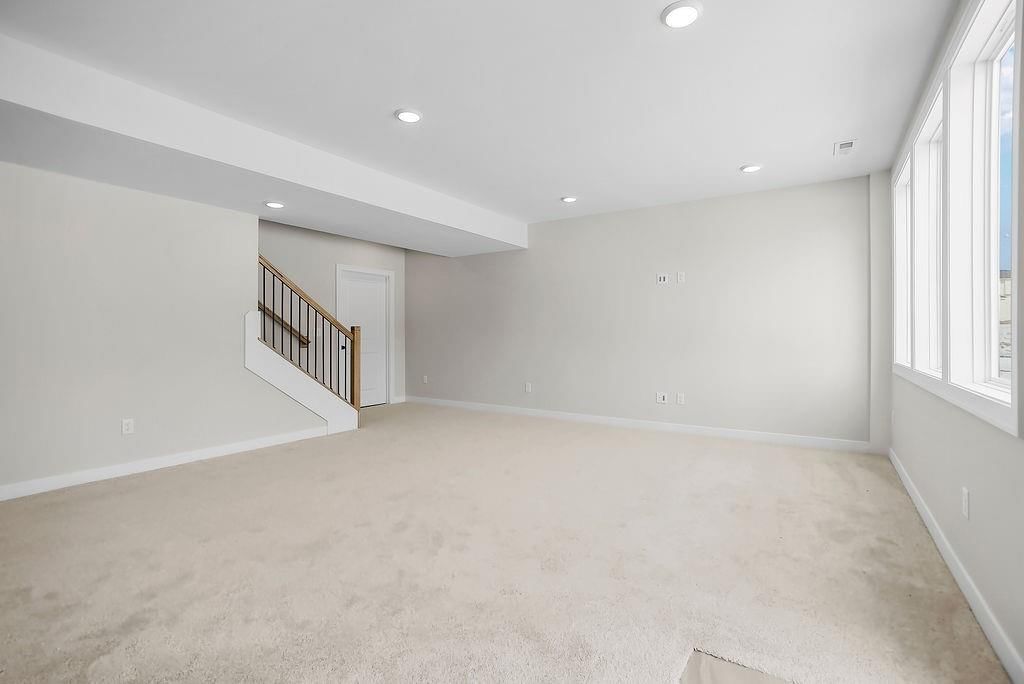 16767 S Hall Street — photo 27