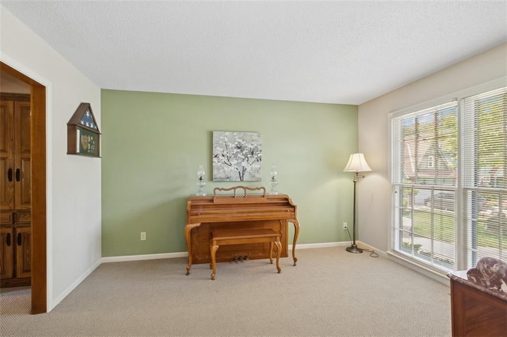 Photo 4 of 41 - 12117 Knox Street