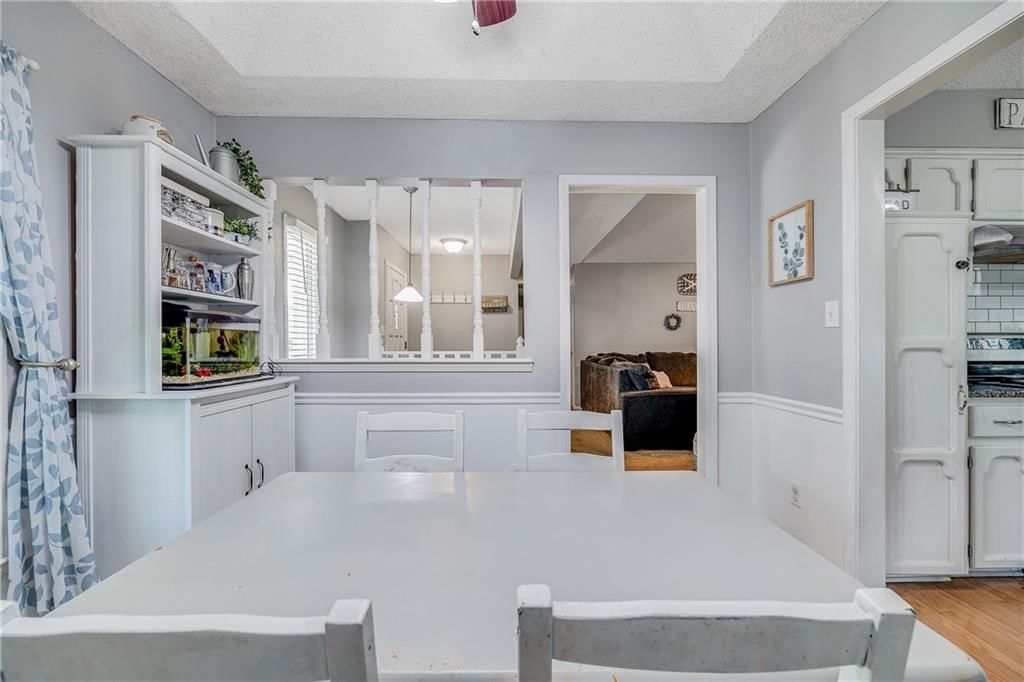 853 York Place — photo 11