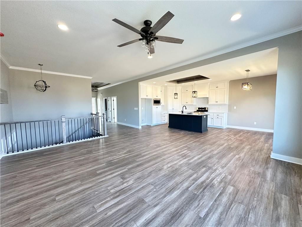 11804 E 231st Street — photo 3