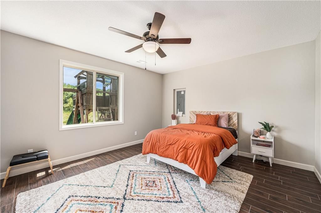 Photo 19 of 31 - 16971 W 170th Street