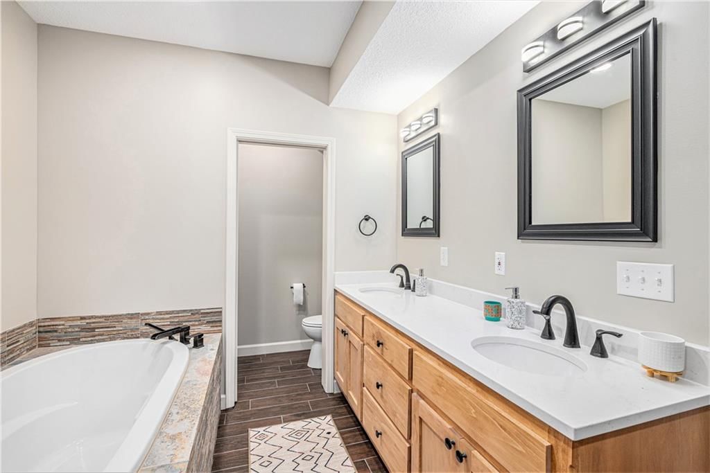 Photo 21 of 31 - 16971 W 170th Street