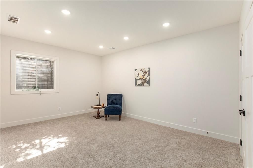 403 SW Mission Road — photo 16