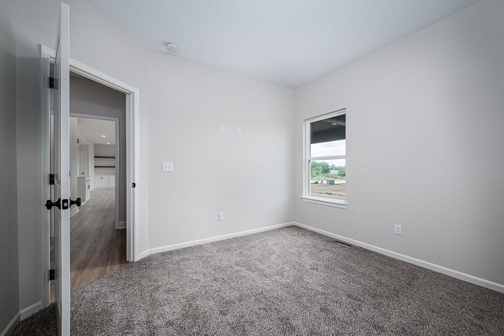 12953 Sloan Avenue — photo 23