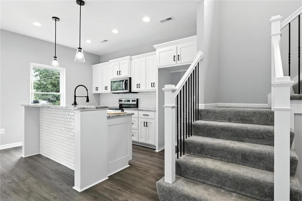 623 S Whitmer Street — photo 6