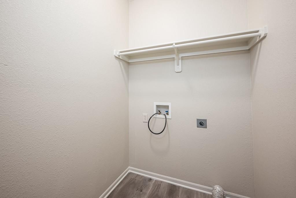 Photo 15 of 23 - 20444 W 125th Terrace