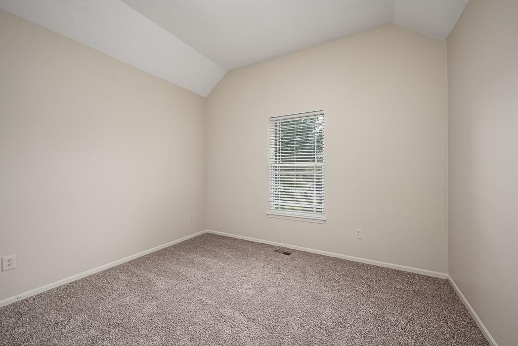 Photo 16 of 23 - 20444 W 125th Terrace