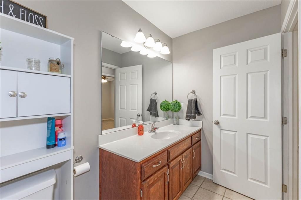 Photo 15 of 38 - 8115 NE 112th Street