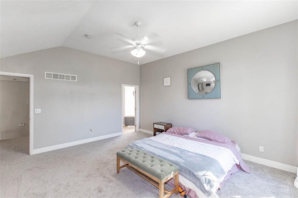 Photo 18 of 38 - 8115 NE 112th Street