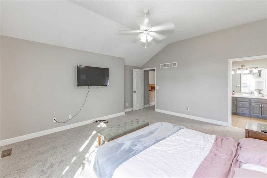 Photo 19 of 38 - 8115 NE 112th Street