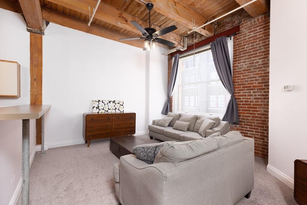 308 W 8th Street — photo 7