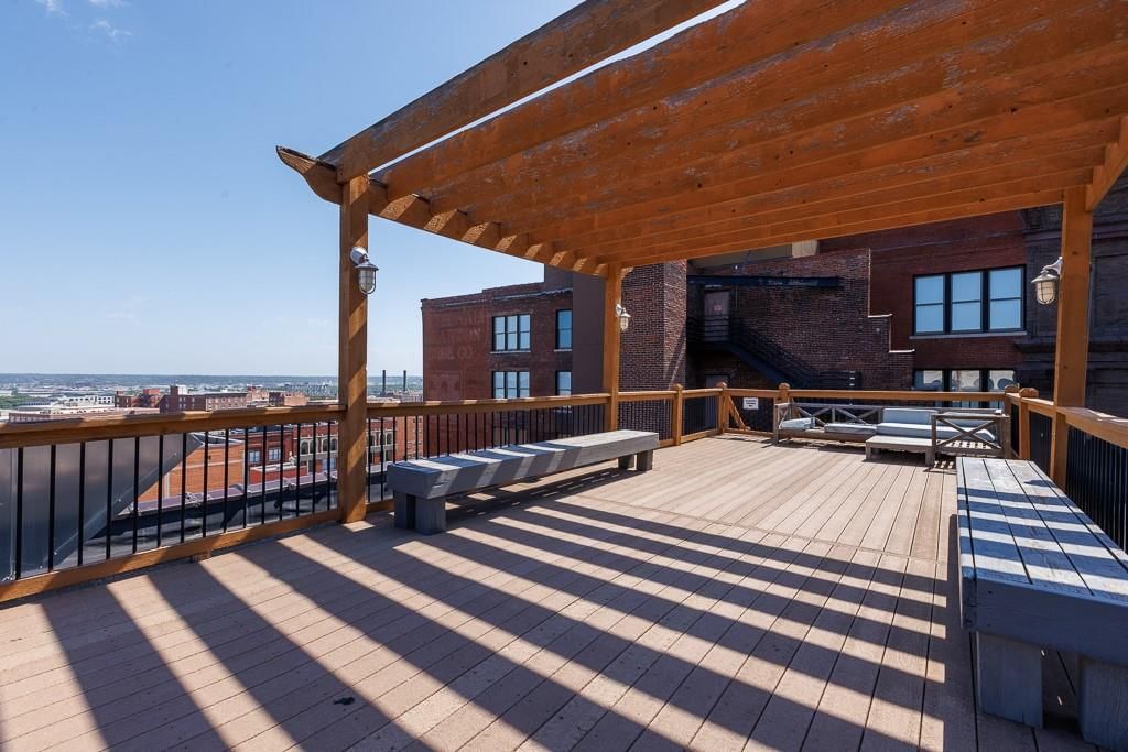 308 W 8th Street — photo 21